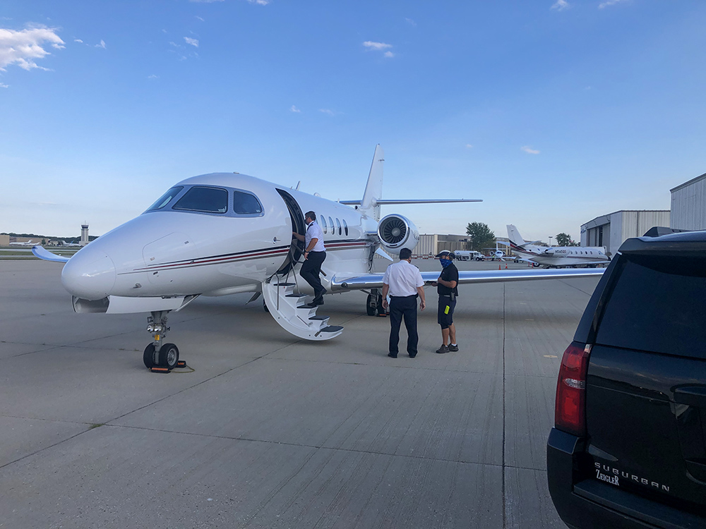 limousine for chicago private jets